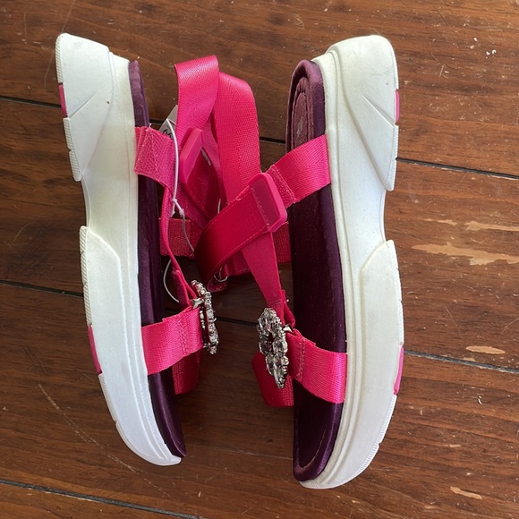 H&M sandals (sz 5.5) - Picture 7 of 10